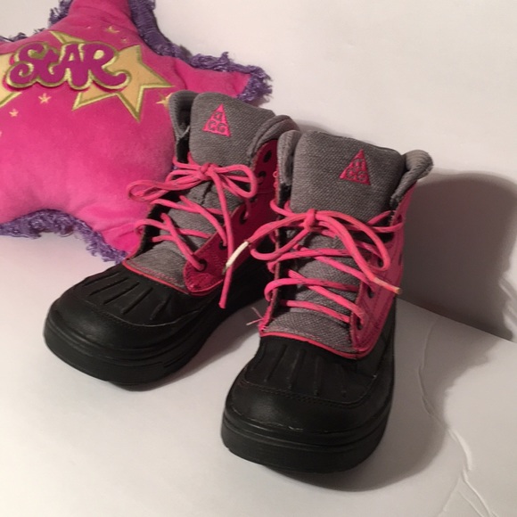 nike woodside boots kids